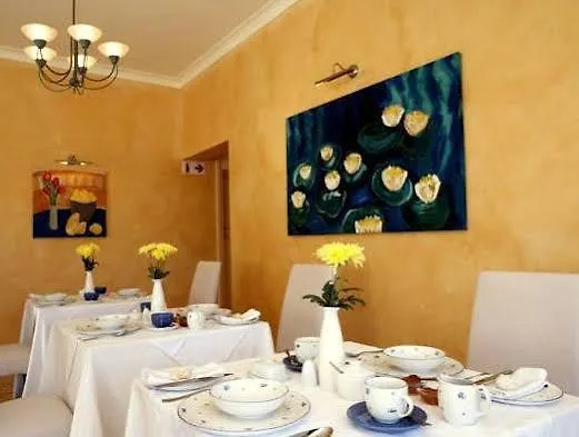 Villa Sunshine Guest House Cape Town